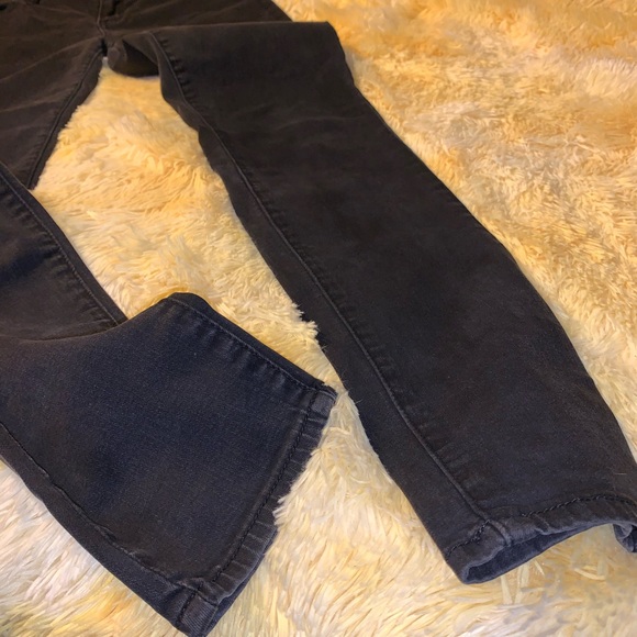AEO Mid Rise Jegging (LONG) - Picture 14 of 15
